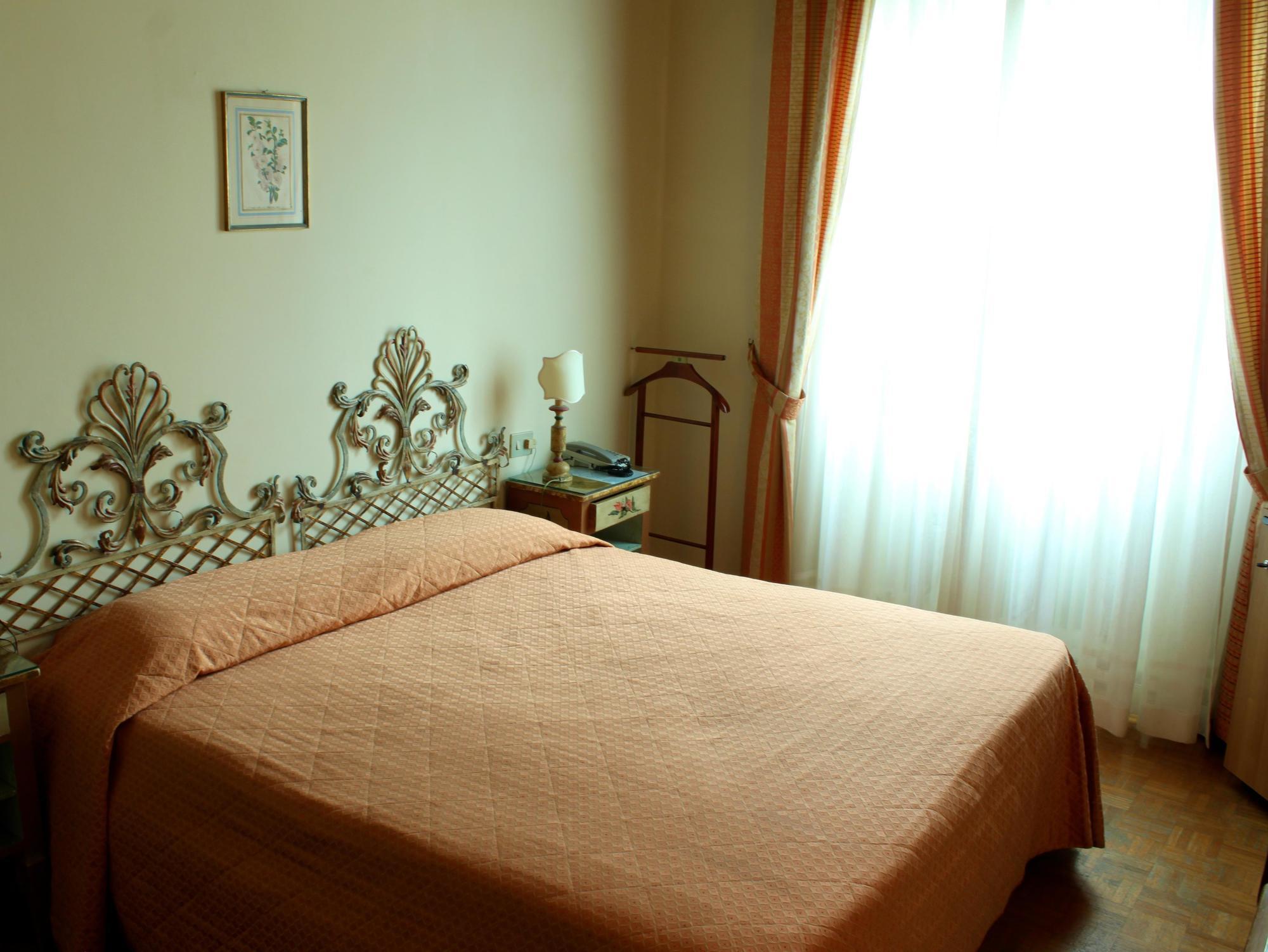 Hotel Villa Le Rondini 佛罗伦萨 外观 照片