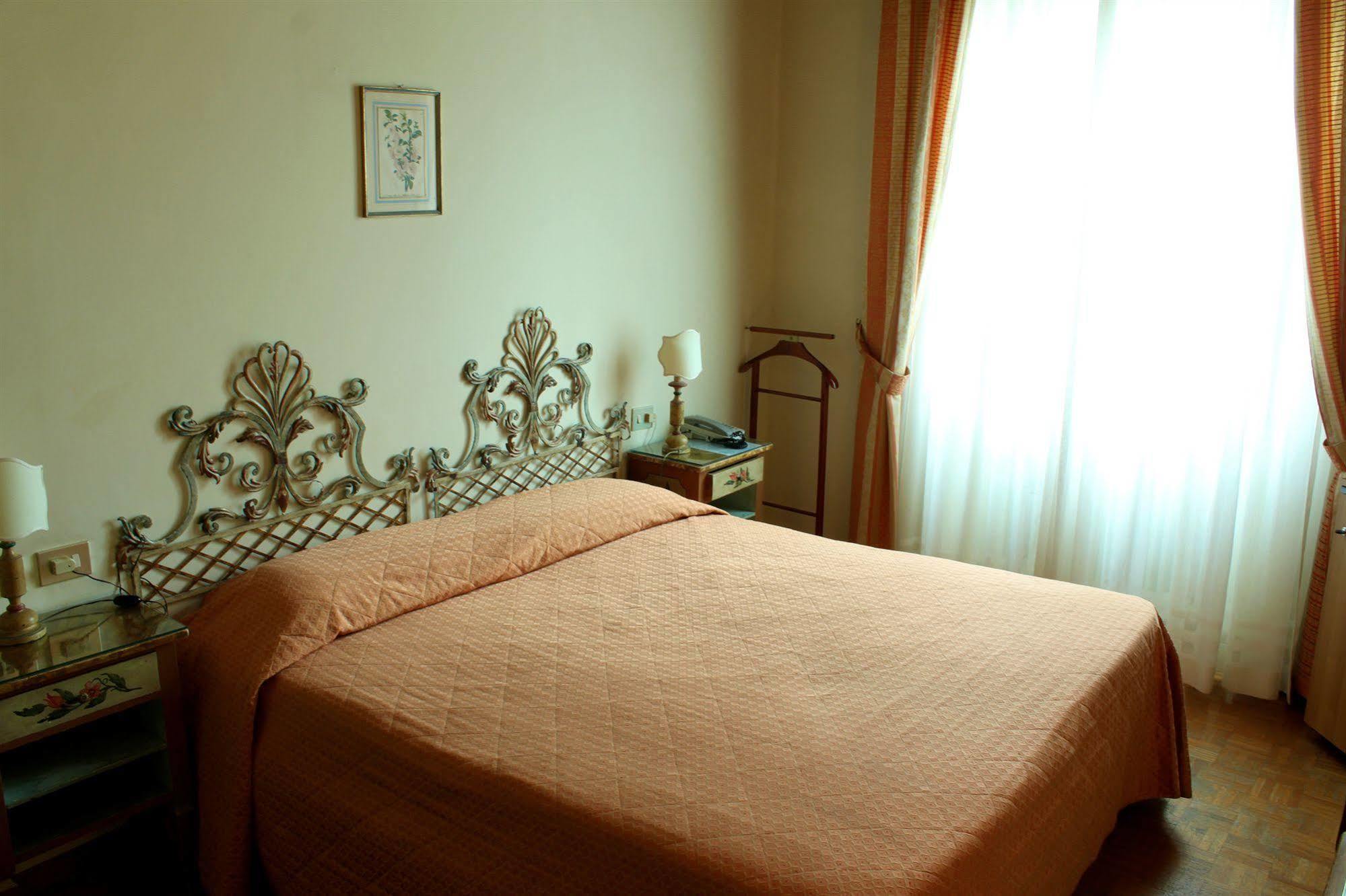 Hotel Villa Le Rondini 佛罗伦萨 外观 照片